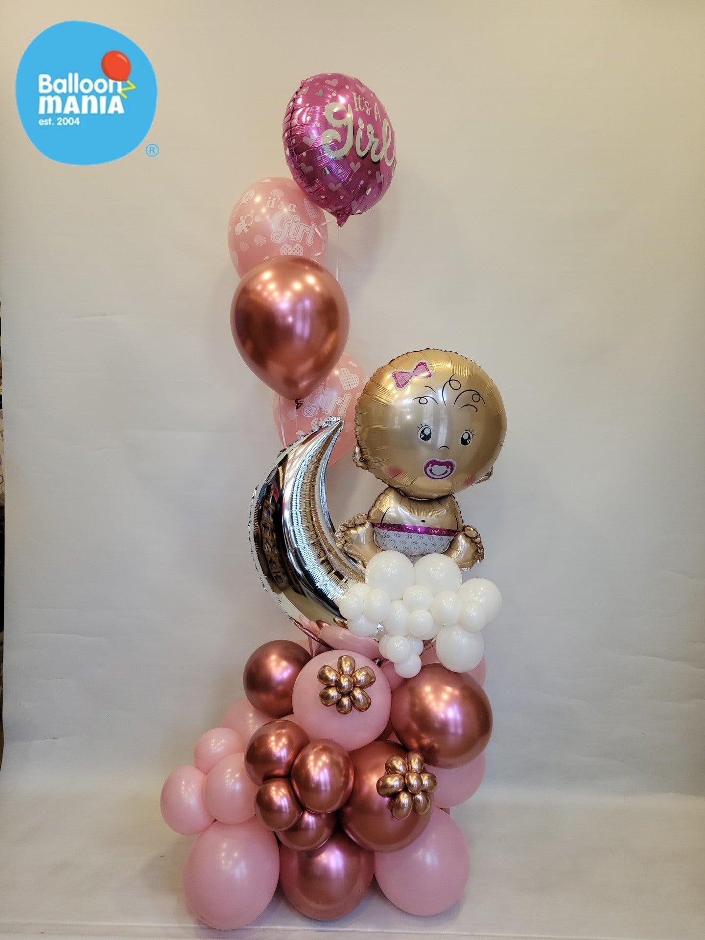 SIMPLE NEWBORN ARRANGEMENT FT. MOON